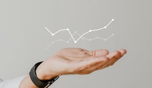 The benefits and risks of taking out a personal loan in the UK