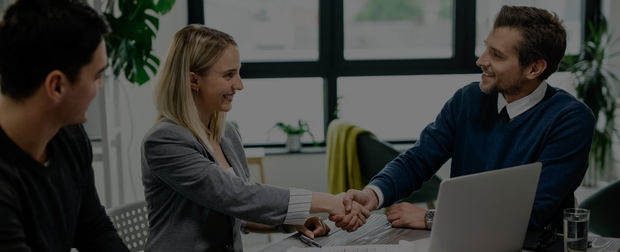 expert financial tips about borrowing background image